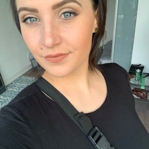 Meet your Posher, Melissa